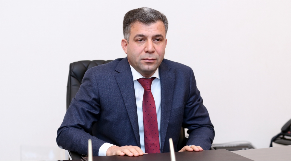 ruslan-eliyev-azerbaycanda-qazlashma-seviyyesi-96-e-chatdirilacaq