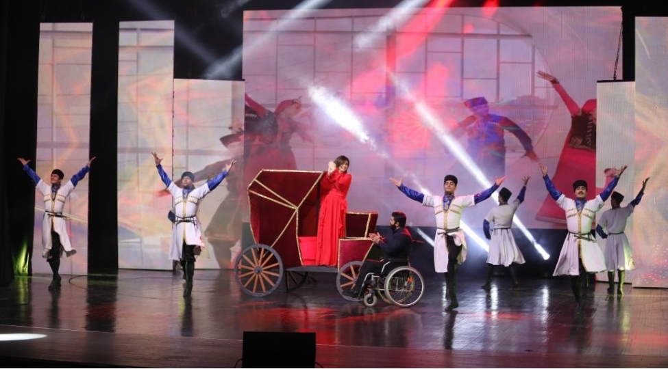 bedii-yaradiciliq-baxish-musabiqesi-qaliblerinin-qala-konserti-olub