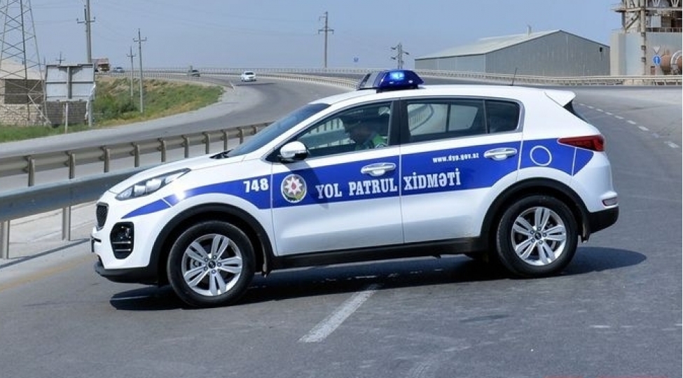 polis-hamile-qadinin-heyatini-xilas-etdi-video