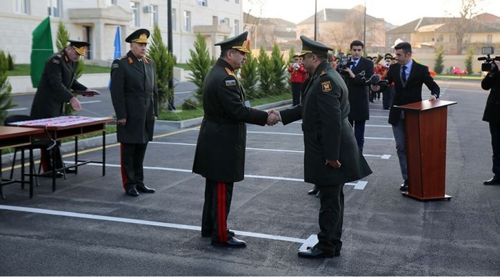 herbi-qulluqchulara-yeni-xidmeti-menziller-verilib