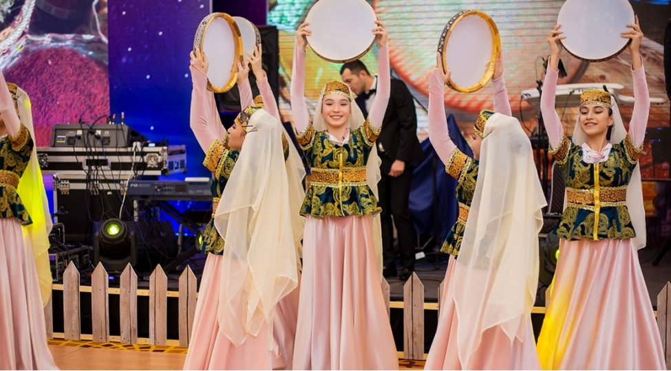 aktaudadunya-azerbaycanlilarinin-hemreyliyi-gunu-munasibetile-tedbir