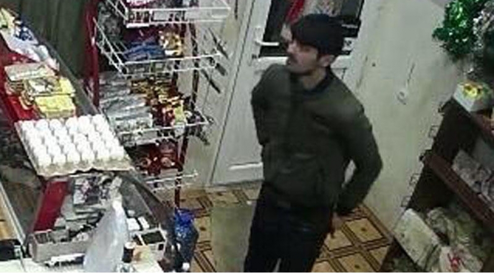 bakida-ogurluq-hadisesi-anbaan-kameraya-dushdu-video