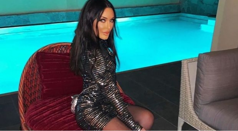 azerbaycanli-modelin-bu-goruntusu-ses-kuy-yaratdi