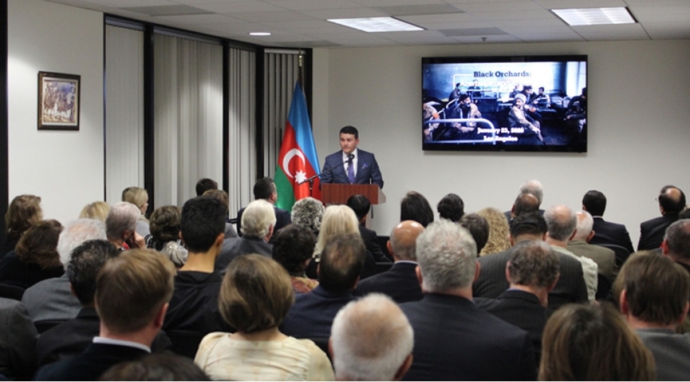 los-ancelesde-ermenistanin-tecavuzkarligini-ifsha-eden-senedli-film-numayish-etdirilib-video