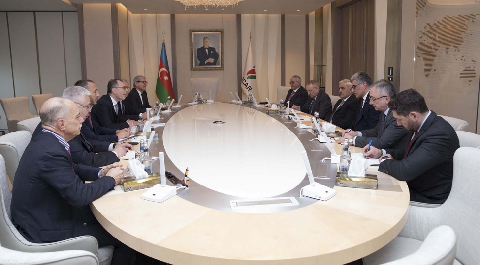 socar-da-wood-group-shirketler-qrupunun-temsilchileri-ile-gorush-kechirilib-foto