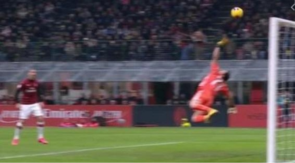 42-yashli-buffondan-mohteshem-qurtarishlar-video