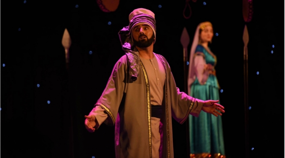 iftixarin-cehdi-boshluga-bir-nesimi-ishigi-saldi