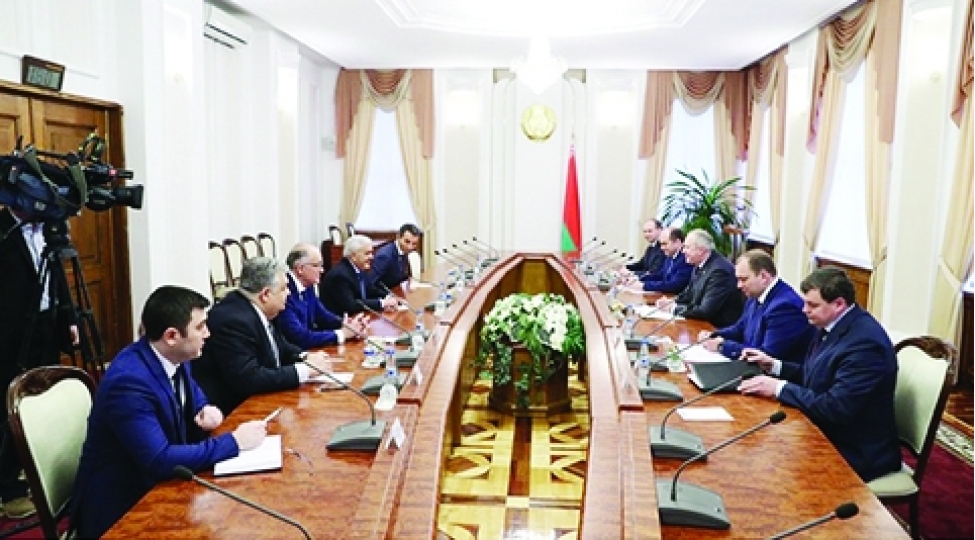 socar-prezidenti-belarusun-bash-naziri-ile-gorushub-foto