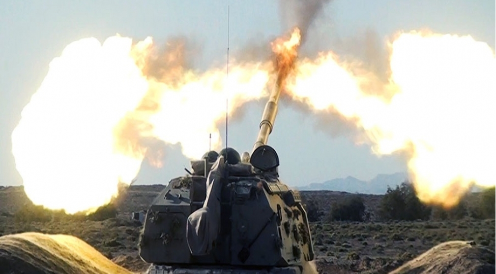 artilleriya-bolmeleri-doyush-atishlari-icra-edir-video