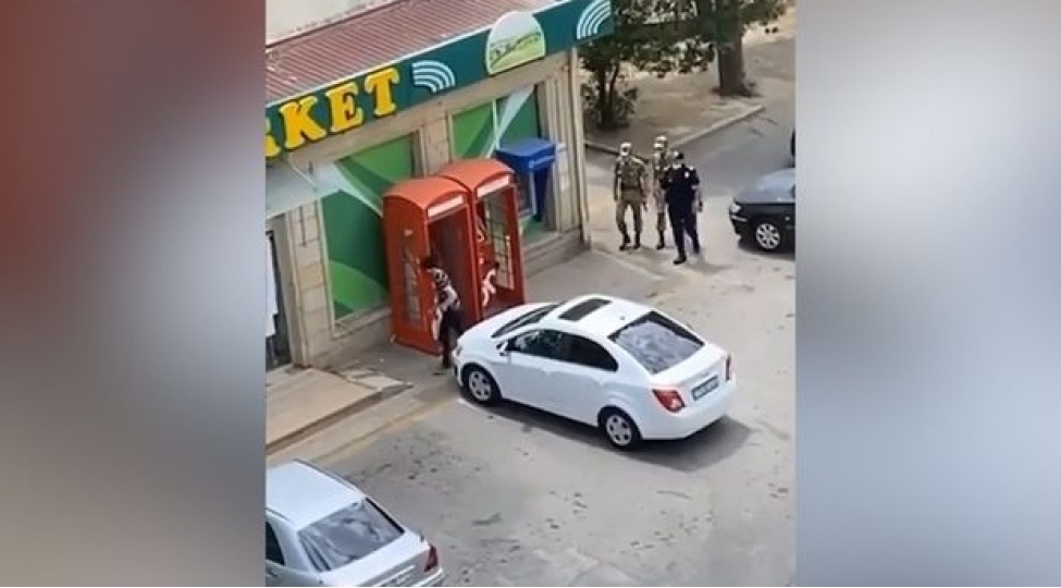 kucheye-chixan-vetendashlarin-polis-gorerken-etdikleri-video