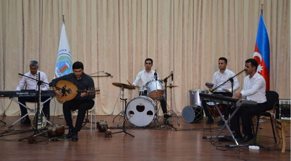 ndu-nun-konservatoriyasinda-solo-konsert-olub