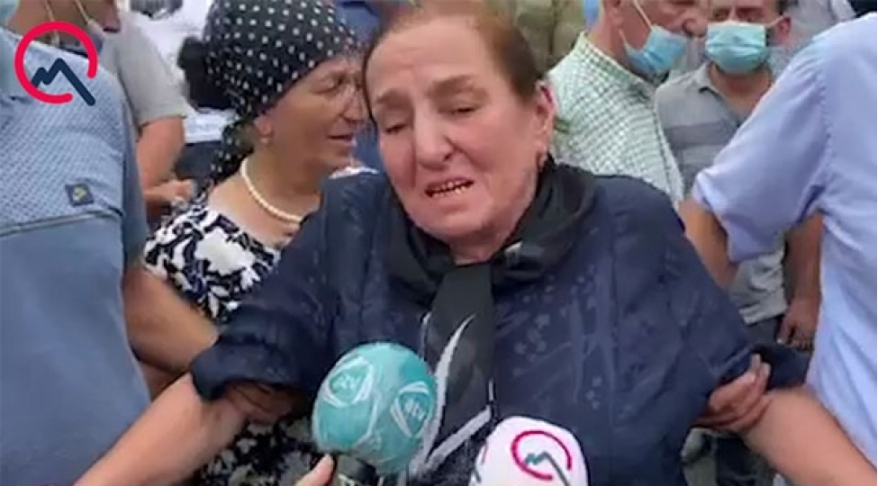 besh-aydir-eve-gelmirdi-gelishi-bele-oldu-video