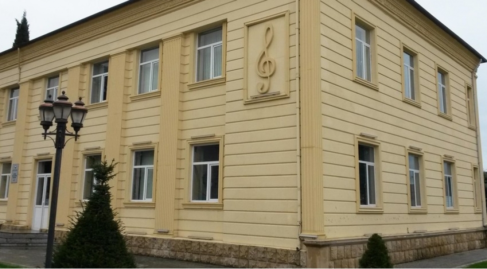 musiqi-mektebine-oqtay-kaziminin-adi-verildi