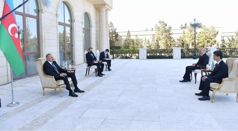 prezident-yaponiyanin-yeni-sefirinin-etimadnamesini-qebul-edib