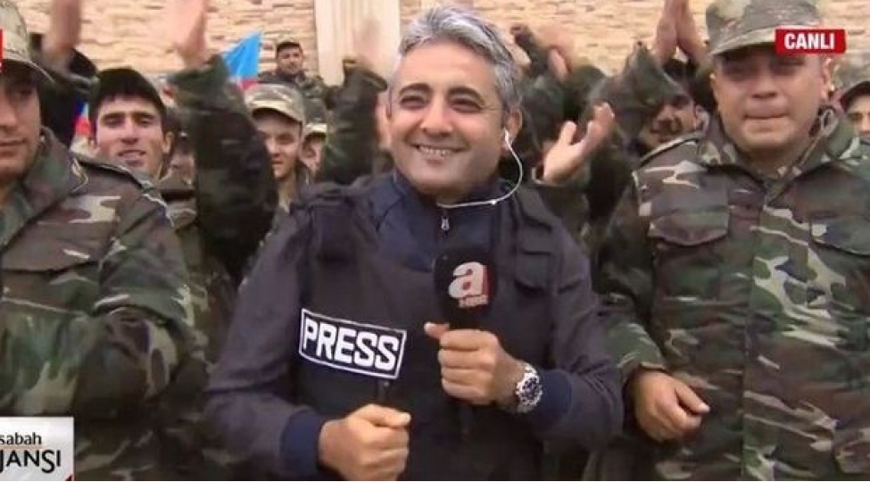 azerbaycan-esgerleri-turkiye-telekanalinin-canli-yayiminda