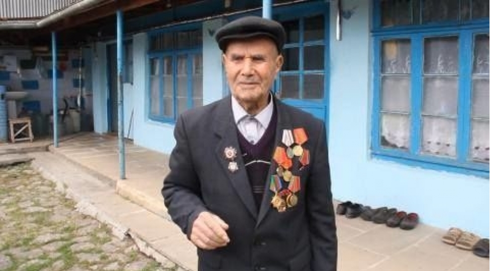 97-yashli-kechmish-doyushchuden-orduya-destek