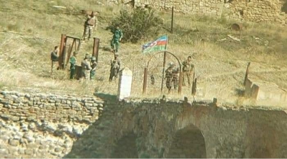 azerbaycan-bayragi-xudaferinde-fotovideo