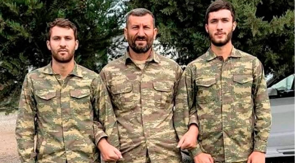 oglanlari-ile-birge-doyushub-shehid-olan-ata-video