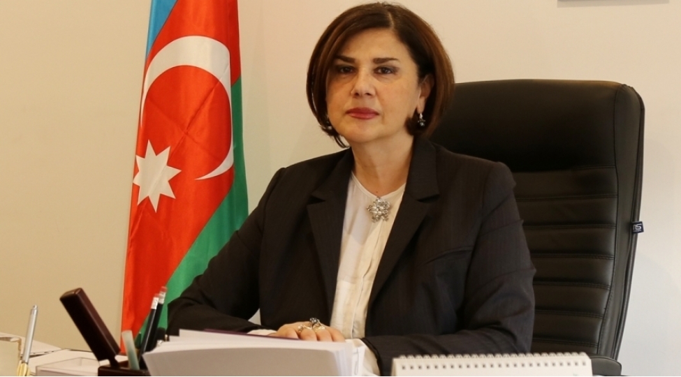 xalq-yazichisi-afaq-mesud-gozun-aydin-olsun-eziz-xalqim
