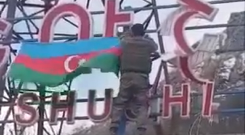 shushaya-bayraq-bele-asildi-video
