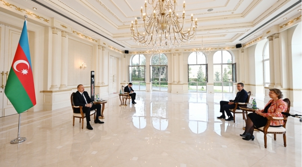prezident-niderlandin-yeni-sefirini-qebul-edib