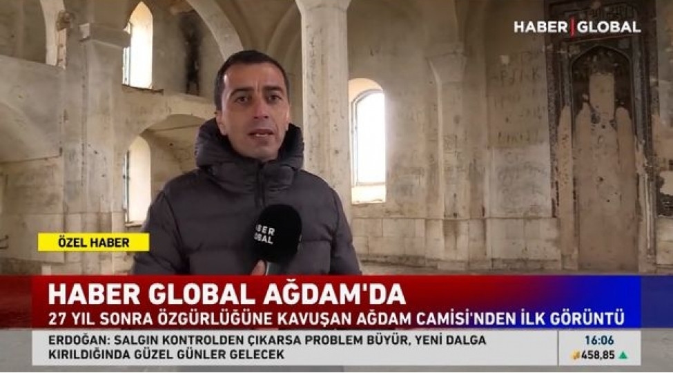 haber-global-kanali-agdamin-cume-mescidinden-reportaj-hazirlayib-video