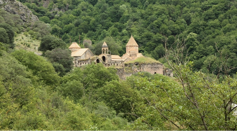 saxtalashdirilan-tarix-ve-silinmeyen-alban-izi