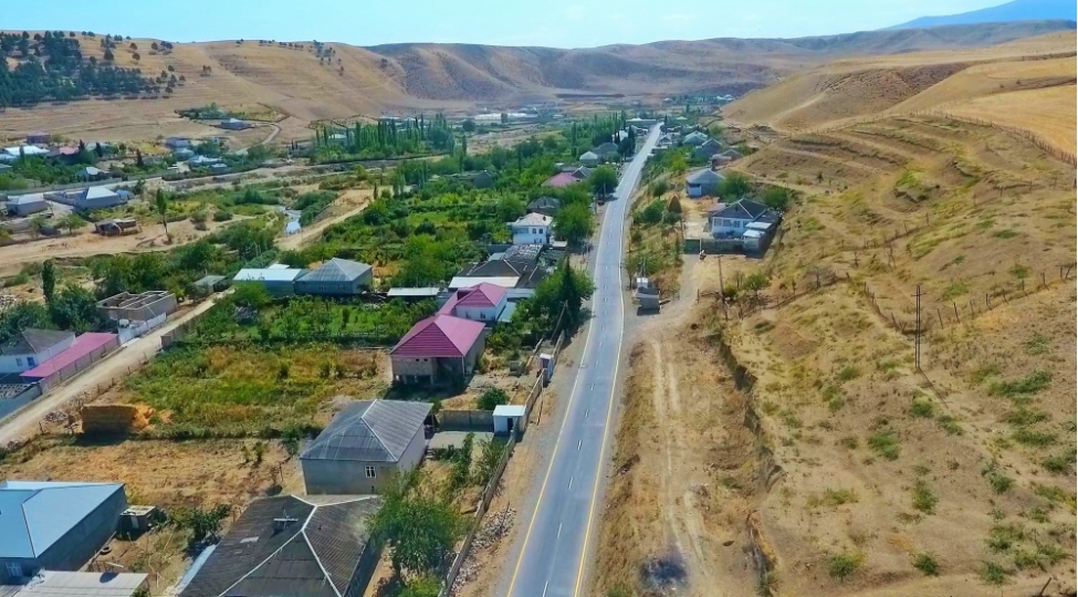 shabran-emirxanli-qazbabali-avtomobil-yolu-yeniden-qurulub-fotovideo