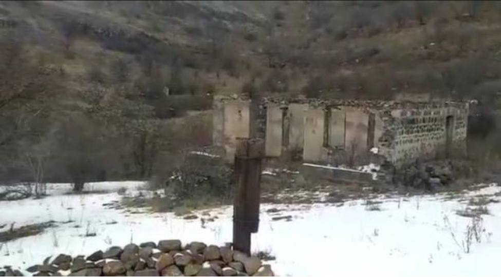 dilqem-esgerovun-kelbecerdeki-evinin-goruntuleri-yayildi-