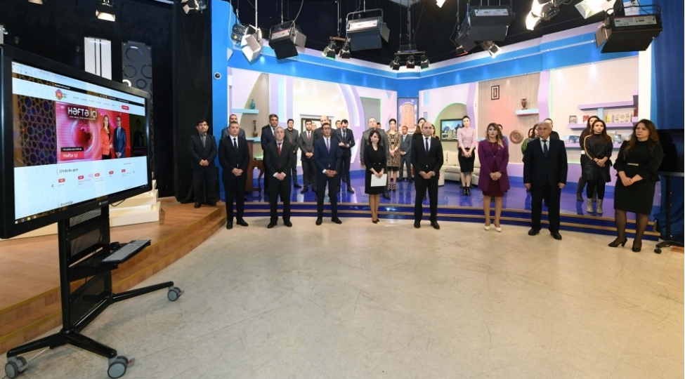 naxchivan-teleradiosunun-efir-vaxti-1-saat-artirilib-yenilenen-internet-saytinin-teqdimati-olub