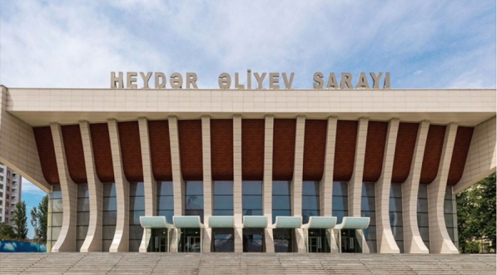 heyder-eliyev-sarayina-direktor-teyin-olundu