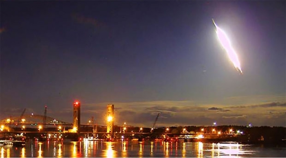 minnesota-semasinda-xususi-parlaqligi-olan-meteorit-partladi