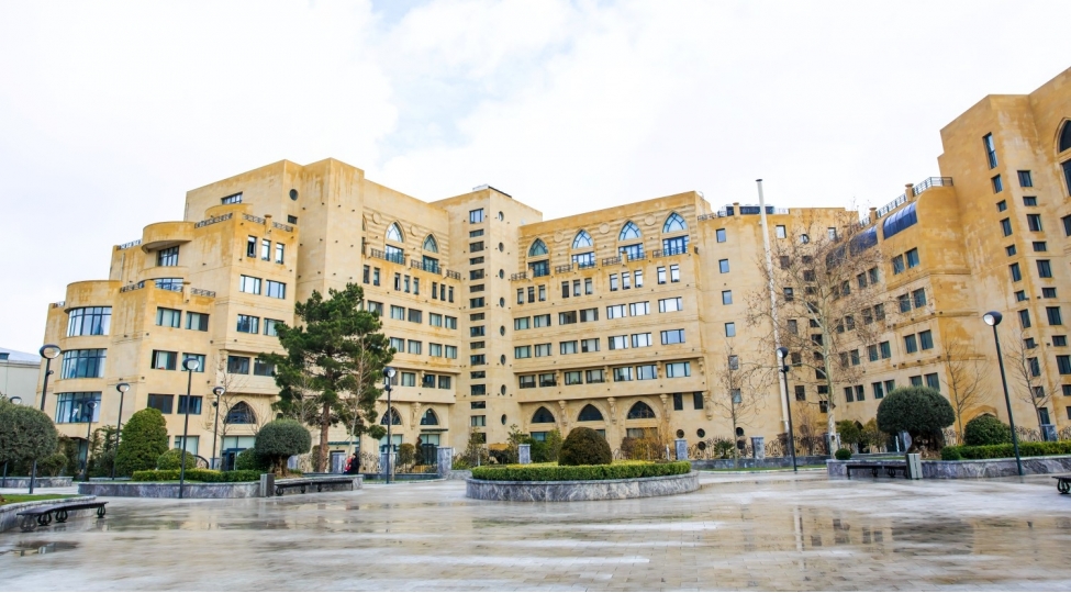 azerbaycan-milli-konservatoriyasinin-emekdashlarina-fexri-adlar-verilib