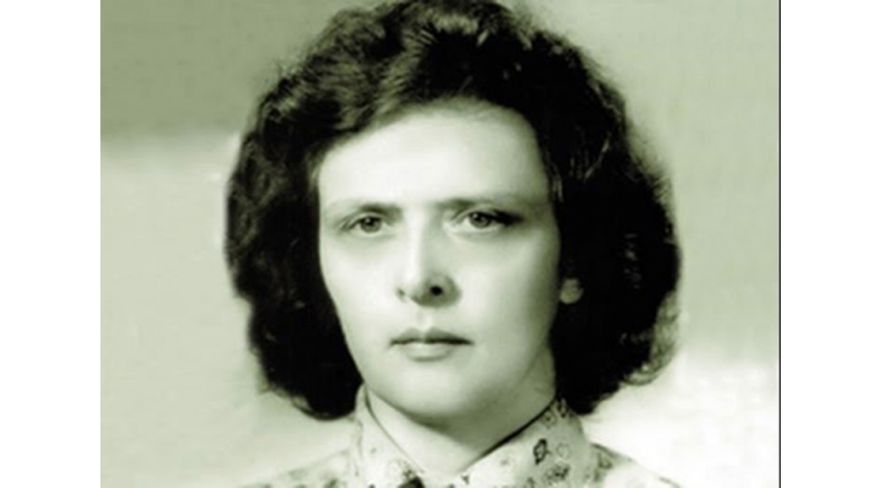 xalq-artisti-elza-ibrahimovanin-anadan-olmasindan-83-il-otur