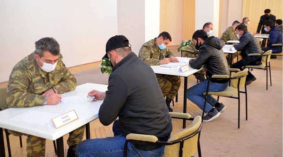 seferberlikden-terxis-edilmish-shexslerin-muracietlerine-baxilir-3