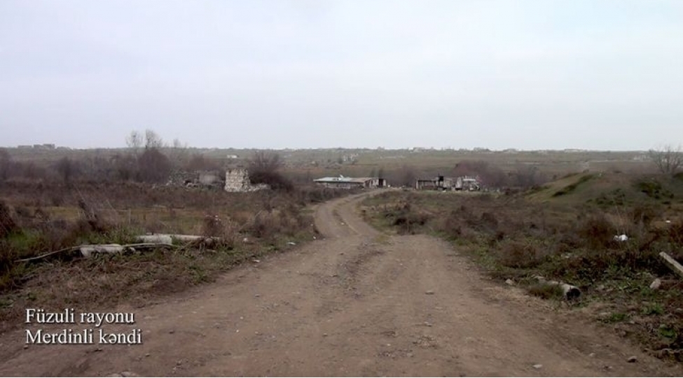 fuzulinin-merdinli-kendi-video