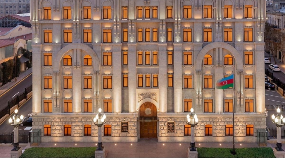 din-yeniyetmeleri-narkotiklerden-uzaq-durmaga-chagirir-video