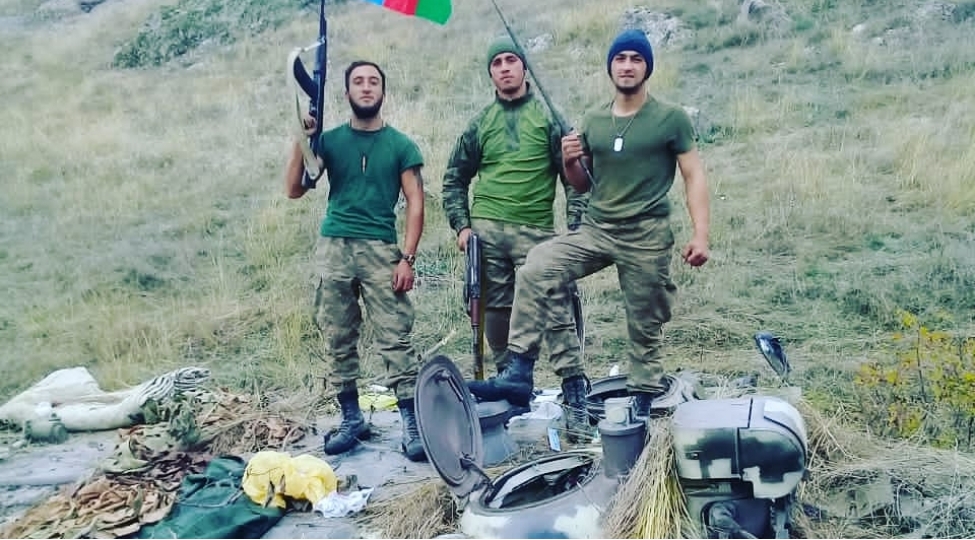 filmlerde-gorduyumuz-hadiseleri-real-heyatimizda-yashadiq-fotovideo