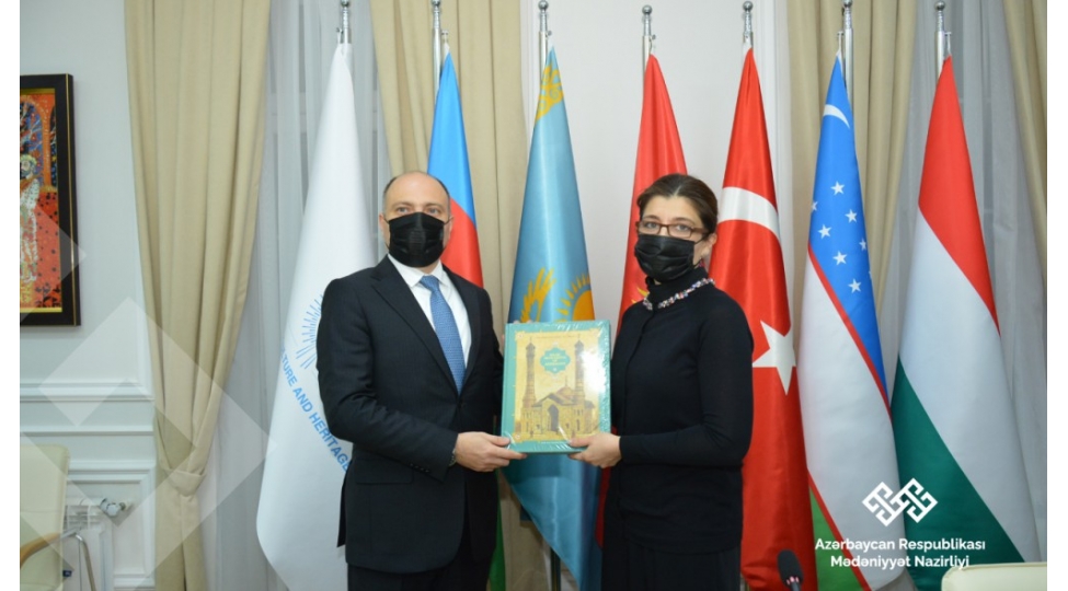 qorqudname-kitabinin-teqdimat-merasimi-kechirilib