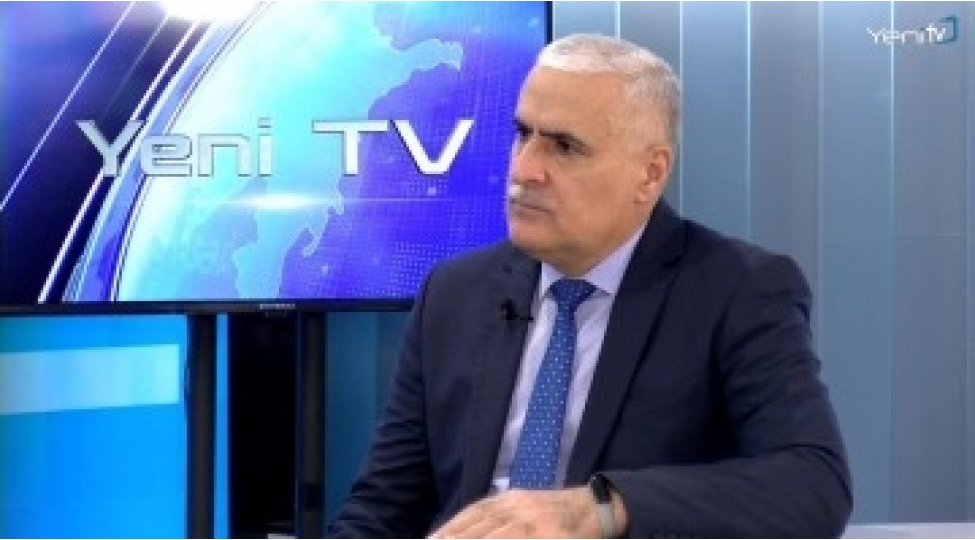 vuqar-rehimzade-yeni-tvnin-canli-yayiminda-video
