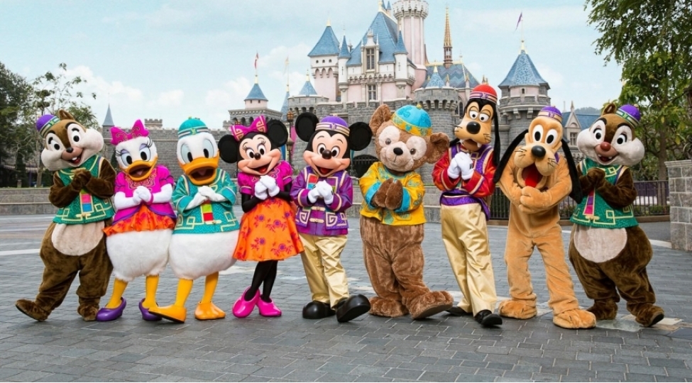 honkonqdaki-disneylandin-fealiyyeti-berpa-edilib