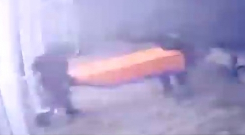 e-manat-odeme-terminalinin-ogurlanma-goruntuleri-video