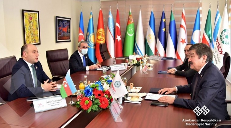 turksoy-un-metbuat-mukafatlari-qarabagdan-yazan-jurnalistlere-verilecek