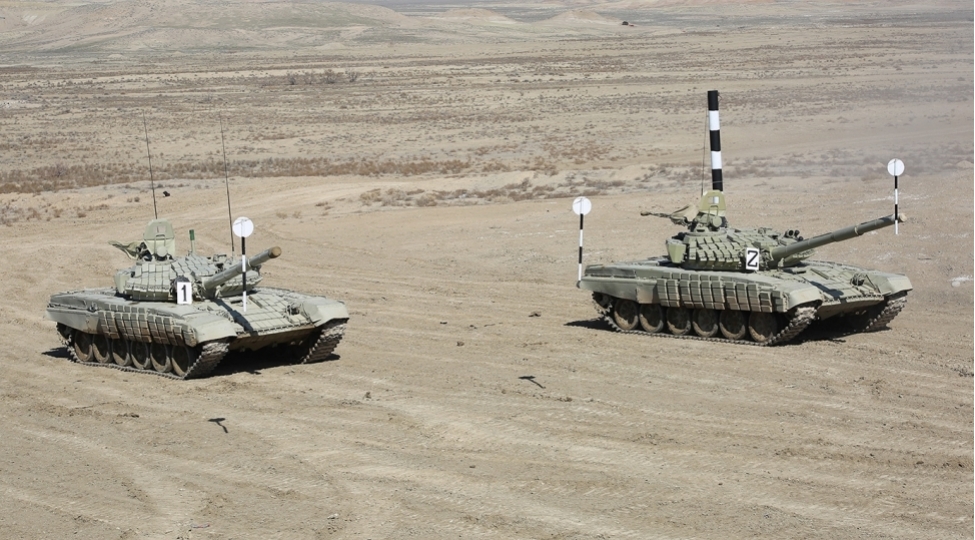 tank-birleshmelerinde-meshgeleler-kechirilir-video