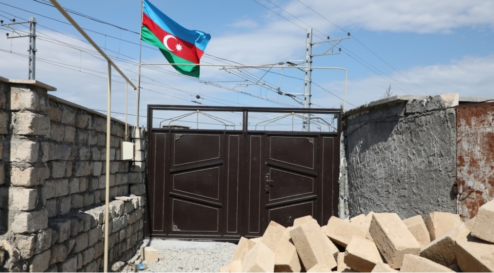 60-dan-chox-shehid-ve-qazi-ailesinin-evine-qaz-chekilib-foto