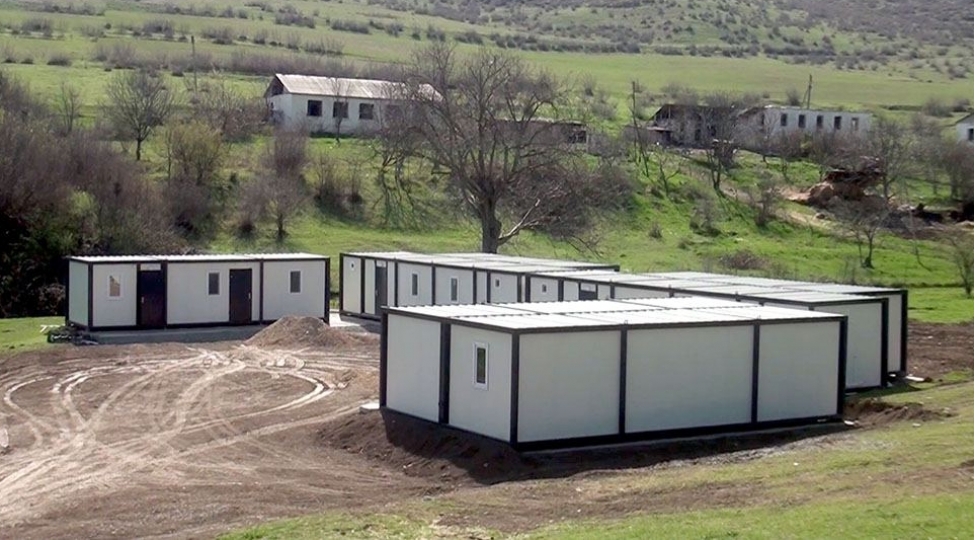 azad-olunmush-erazilerde-modul-tipli-yataqxanalar-qurashdirilir