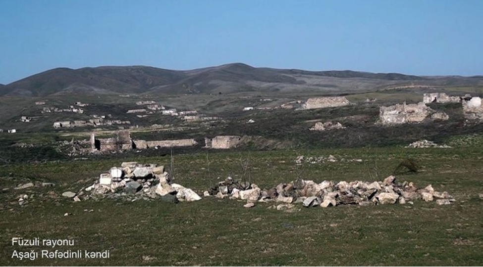 fuzulinin-ashagi-refedinli-kendi-video