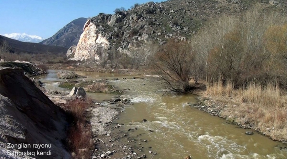 zengilan-rayonunun-sariqishlaq-kendi-video