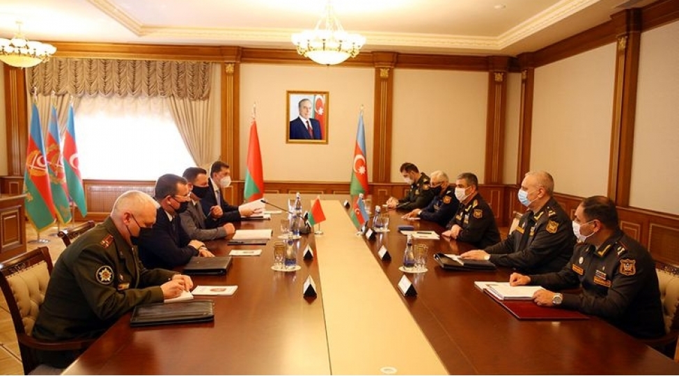 azerbaycanla-belarus-arasinda-herbi-texniki-emekdashliq-meseleleri-muzakire-olunub