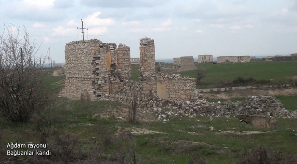 agdamin-bagbanlar-kendinin-goruntuleri-video